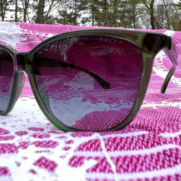 Ralph Lauren Sunglasses, green/black, NWOT - Picture 3 of 11